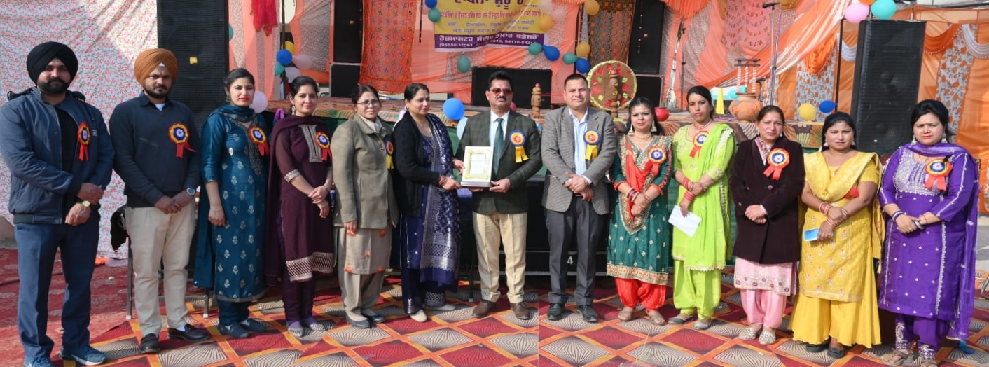 The annual prize distribution ceremony was held at Government High School, Sela Khurd School.